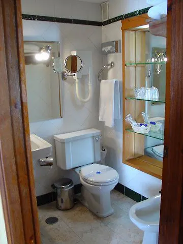 فندق Kenia Nevada 4*